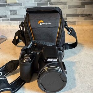 Nikon COOLPIX L840 16 MP Black Digital Camera 38X Optical W/ Case!!